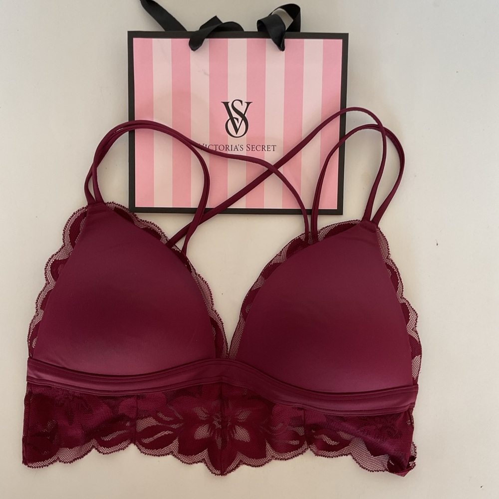 PINK Victorias Secret wireless lace bra size medium. NWOT